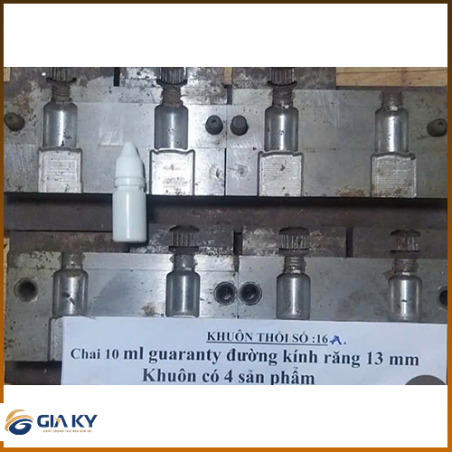 Gia công khuôn mẫu